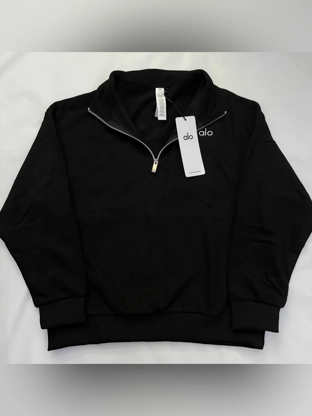 ALO Yoga Men's Black Half-Zip Sweatshirt with Silver Zip
